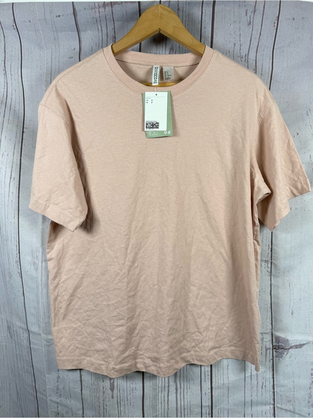Divided by H&M Men’s plain Tee Size S in blush